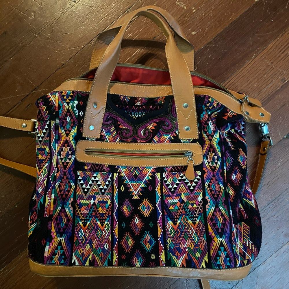 Nena & Co. Multicolor Patterned Bag with Tan Accents